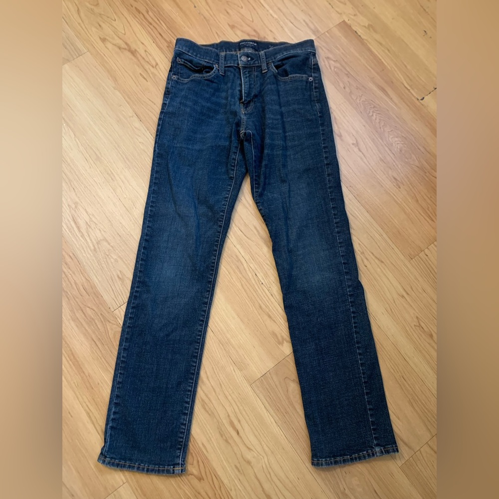 Men’s Lucky Brand 211 Straight jeans. W30 L32
